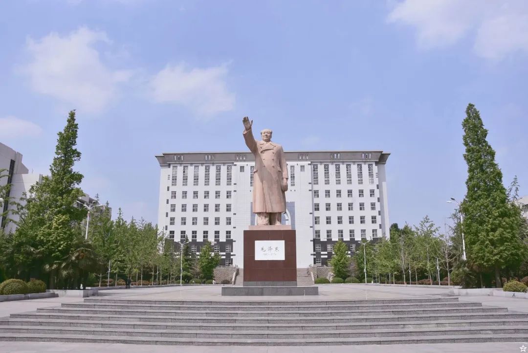 河南郑州师范校招,信阳师范学院在河南能招多少人