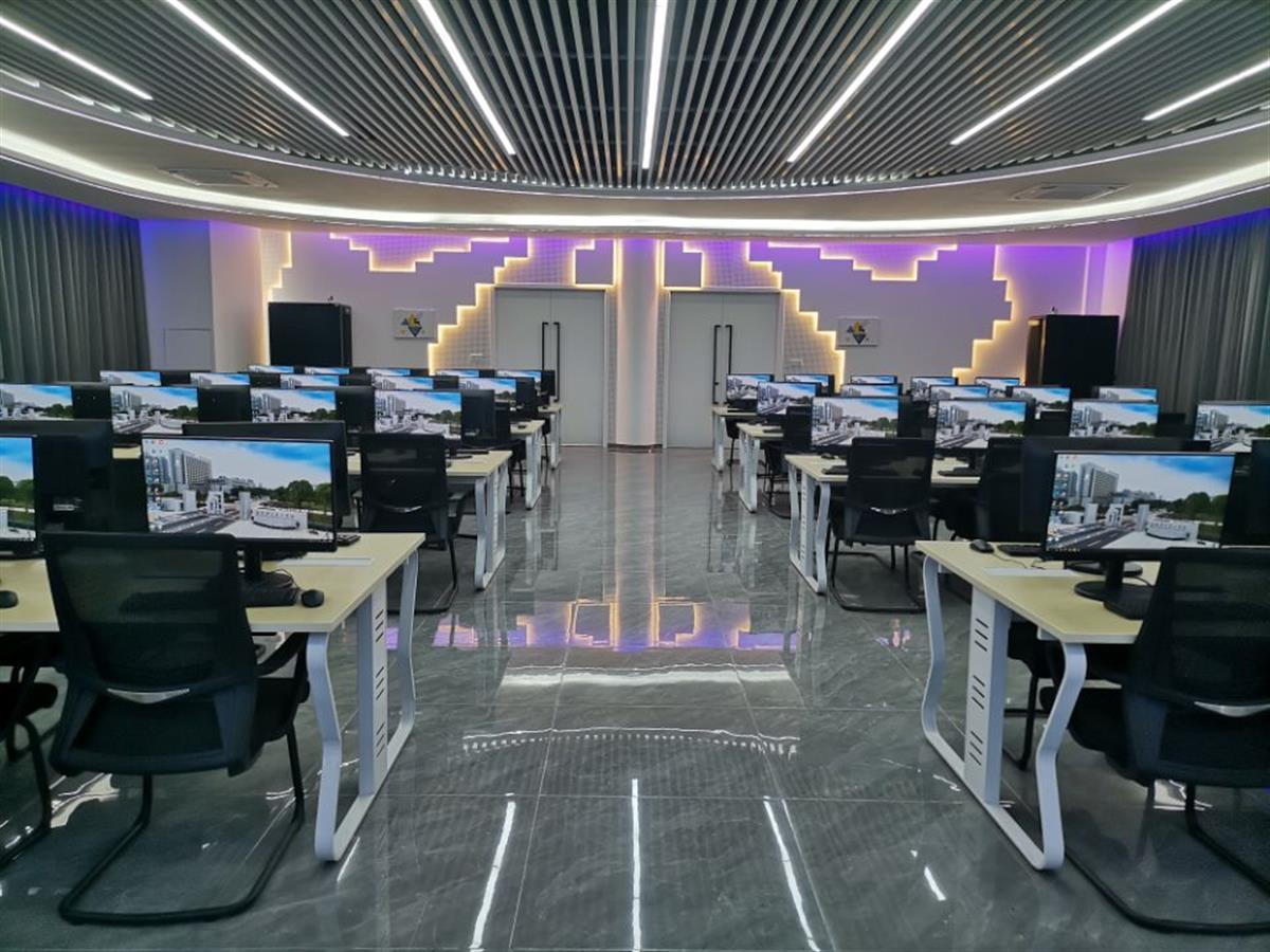 极目云探校武汉三中,极目云探校直播