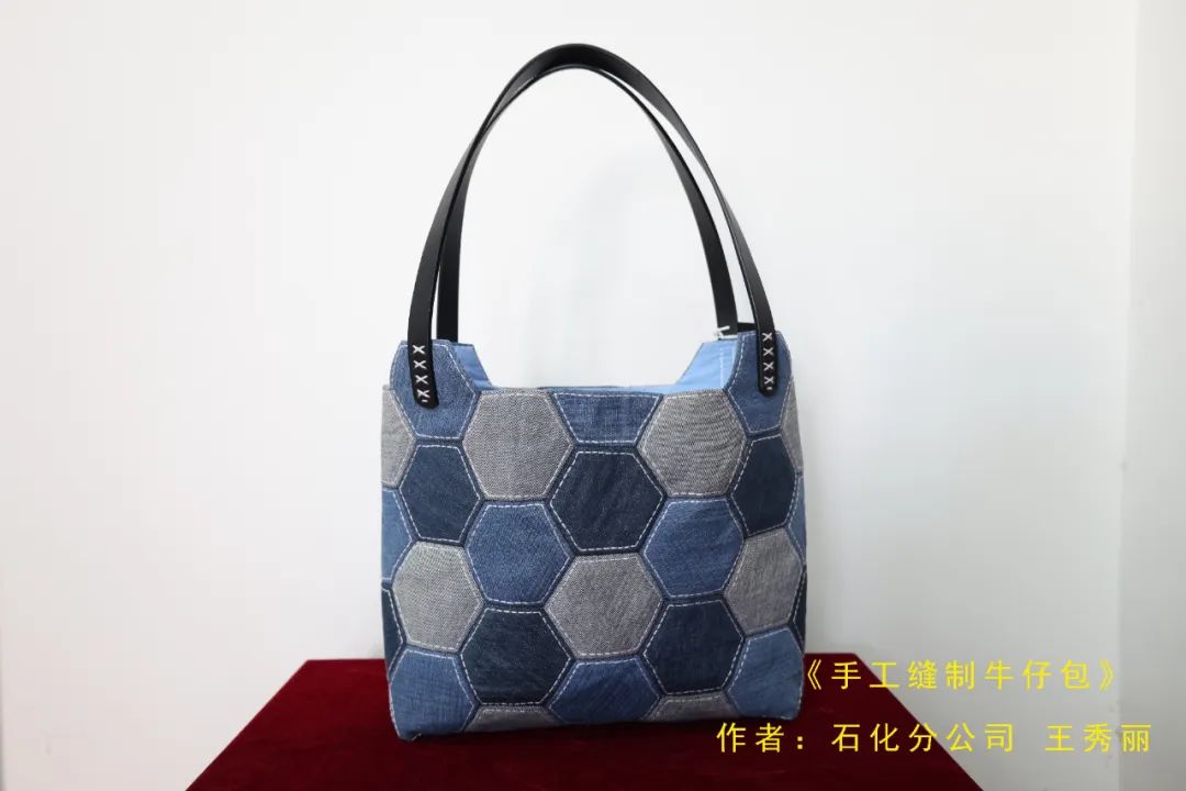 海化集团“幸福女工之家”手工作品展得到潍坊市总工会领导点赞