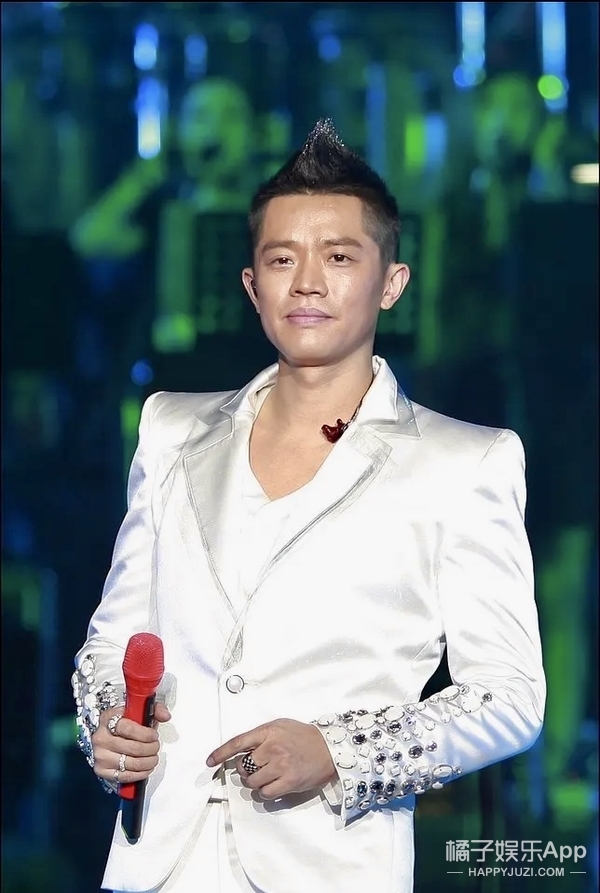 曾毅的歌曲好久不见,凤凰传奇曾毅什么时候火的