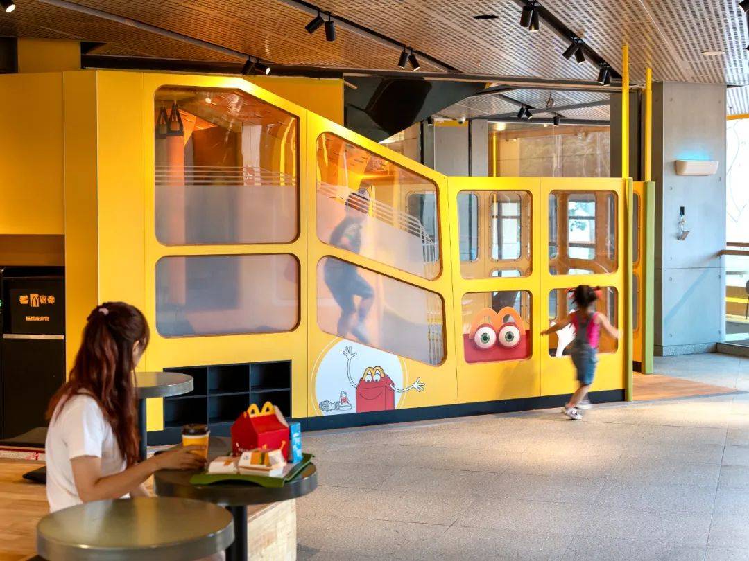 麦当劳广州越秀儿童公园门店,广州麦当劳儿童旗舰店