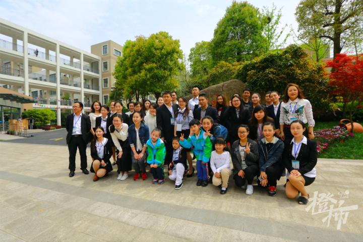 出走“半生”仍是学生，丁蕙实验小学、丁蕙二小校长沈建华再次回归校园，攻读博士