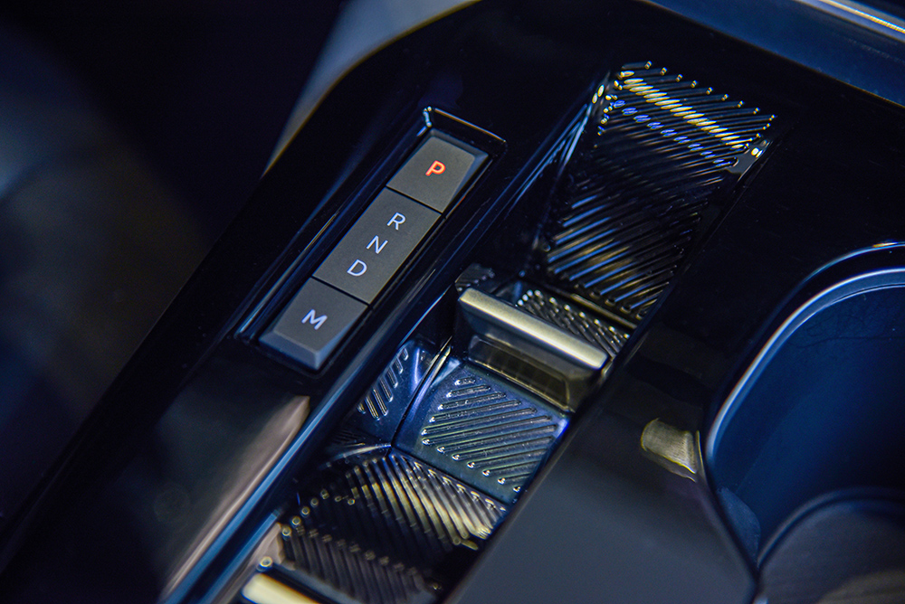 凡尔赛c5x省油,2022款凡尔赛c5x沉浸体验